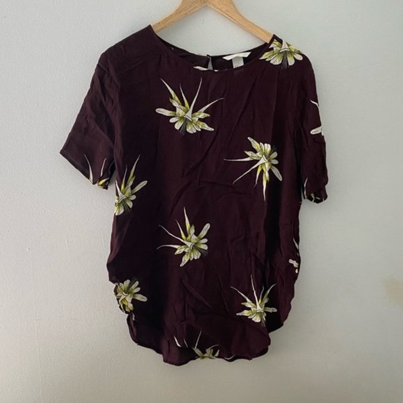 CLOSING SALE Maroon Floral H&M Top - Picture 7 of 7